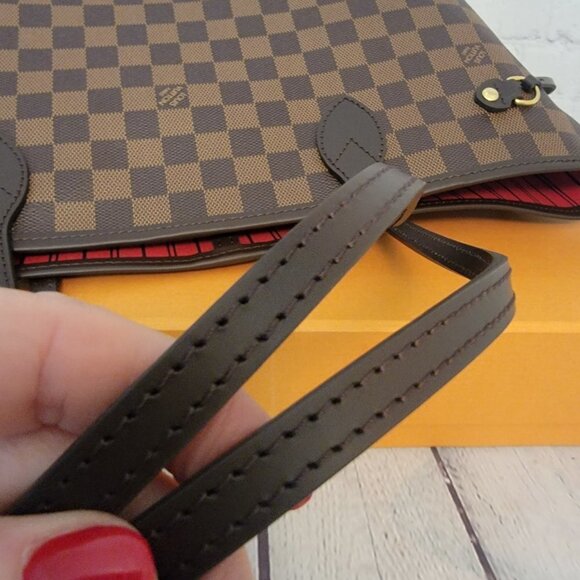 ❌❌ SOLD ❌❌  Louis Vuitton Neverfull GM in Damier Ebene‎ (no pouch) - Picture 13 of 15